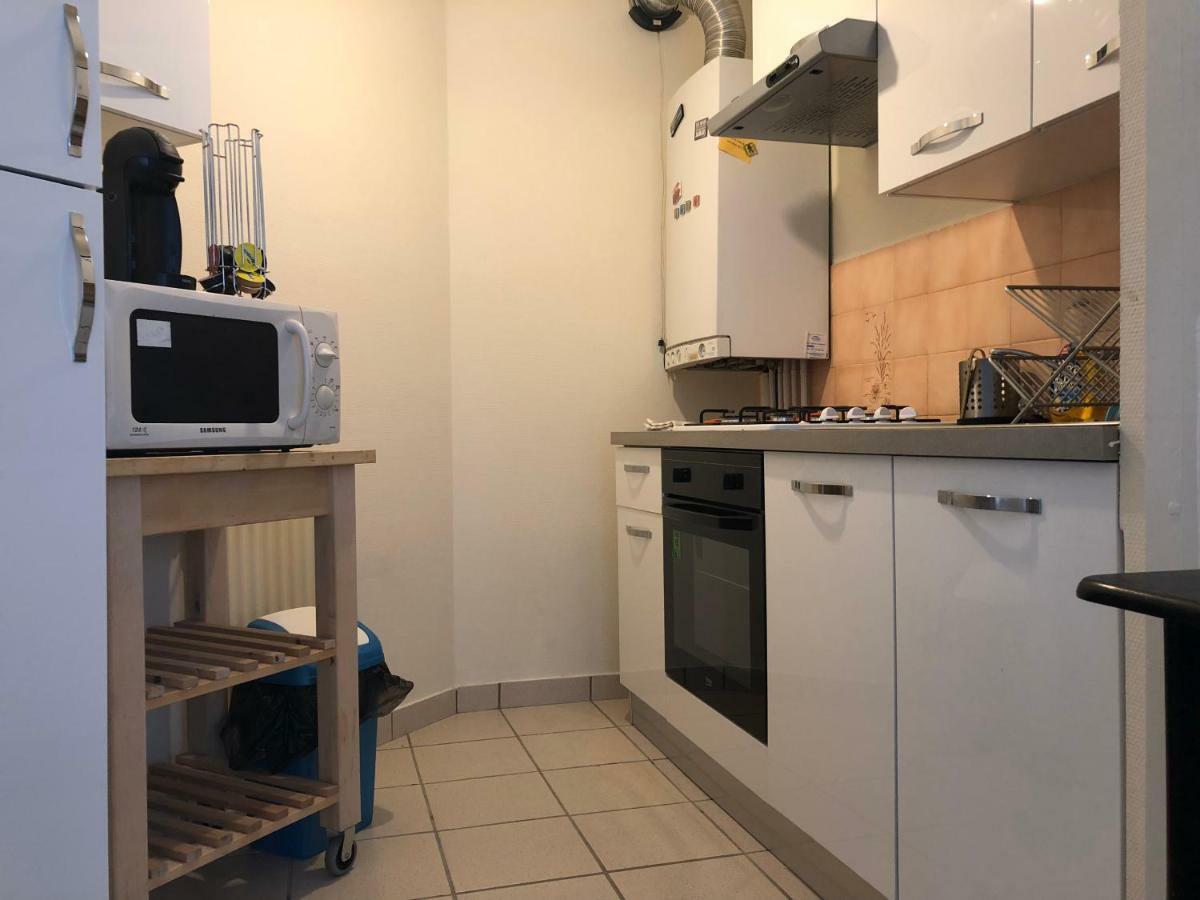 Woezon Na Mi Lejlighed Lyon Eksteriør billede